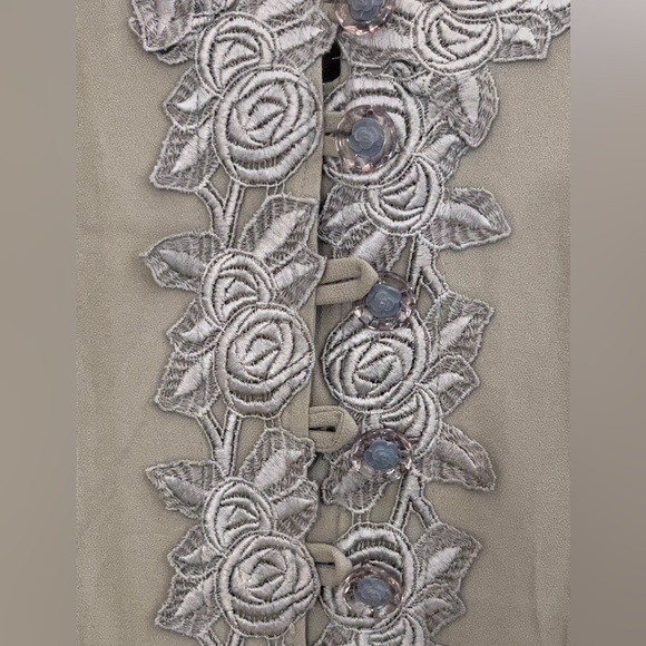 Vintage Two-piece Mint Green Embroidered VTG Skirt with Jacket - Picture 4 of 5